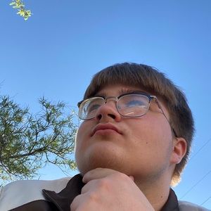 Meet your Posher, Adrian